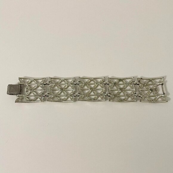 Vintage Coro Pegasus Wide Link Bracelet - Picture 6 of 16
